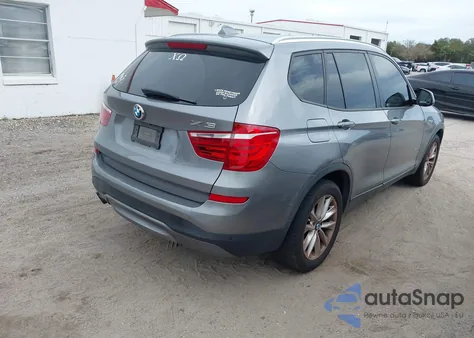 2015 BMW X3 xDrive28I z USA, uszkodzony, nr VIN 5UXWX9C57F0D53640